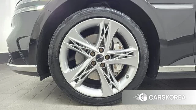 Genesis G90 (RS4) id 3740178 из Кореи 15