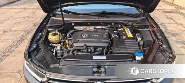 Volkswagen Magotan id 4218217 из Китая 10