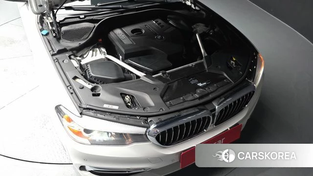BMW 5 Series (G30) id 4689396 из Кореи 32