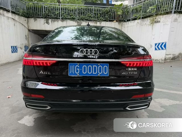 Audi A6L id 4276919 из Китая 14