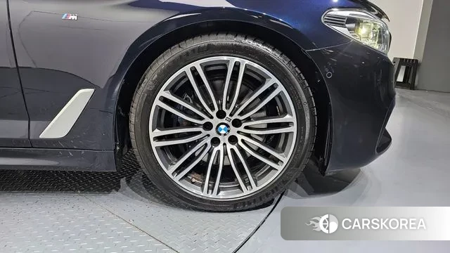 BMW 5 Series (G30) id 3494300 из Кореи 15