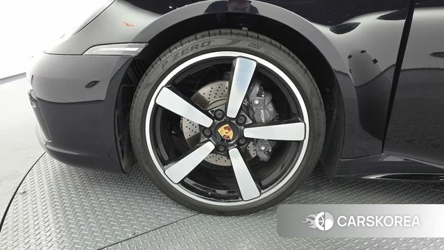 Porsche 911(992) id 4645242 из Кореи 15
