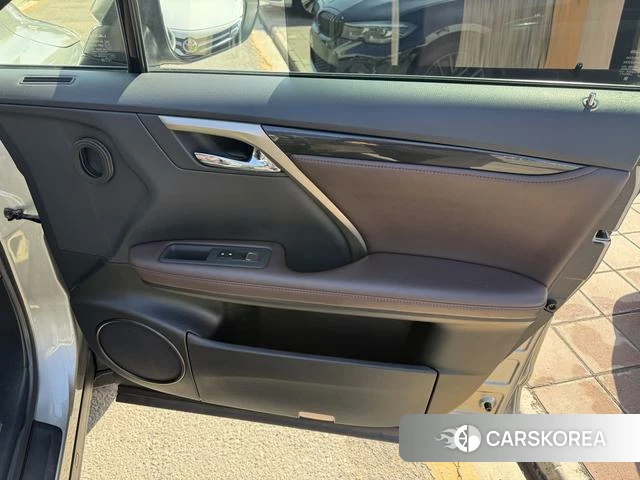 Lexus RX id 4272468 из Китая 13
