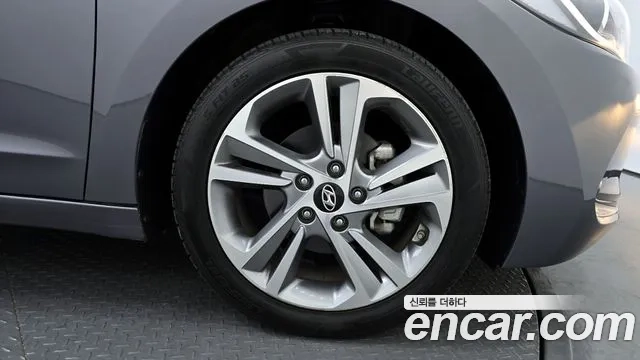 Hyundai Avante AD id 2876879 из Кореи 15