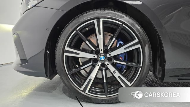BMW 5 Series (G60) id 4354520 из Кореи 30