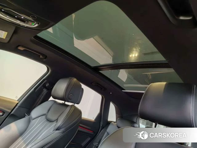 Audi Q5L id 4336236 из Китая 13