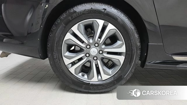 Kia The New Carnival id 4836908 из Кореи 25