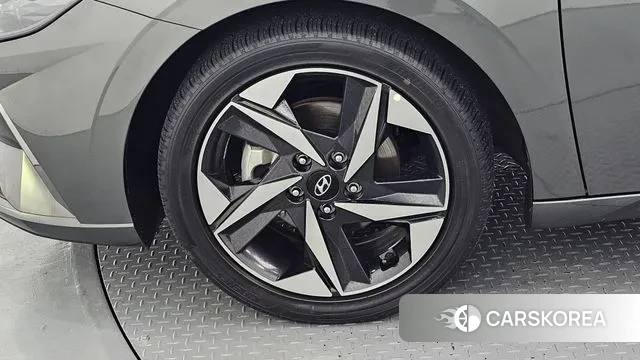 Hyundai Avante (CN7) id 3007921 из Кореи 15