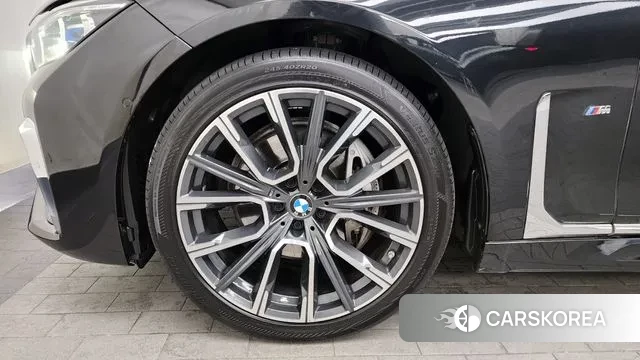 BMW 7 Series (G11) id 3567229 из Кореи 15