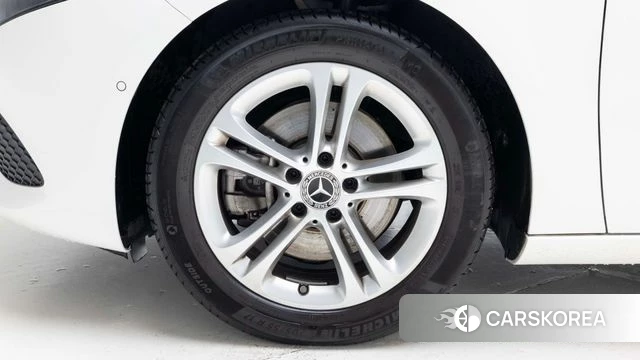 Mercedes-Benz A-Class W177 id 4394676 из Кореи 15