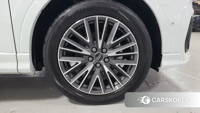 Audi Q3 (F3) id 3658794 из Кореи 15