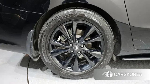 Kia The New Carnival id 3573529 из Кореи 15