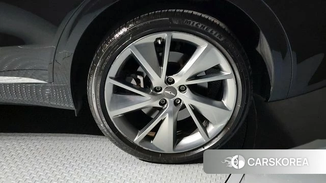 Genesis GV70 id 3818308 из Кореи 15