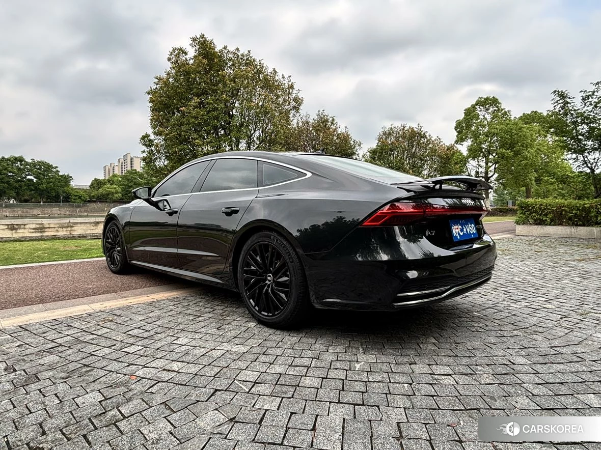 Audi A7 id 4419137 из Китая 8