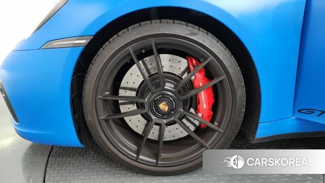 Porsche 911(992) id 4555385 из Кореи 32