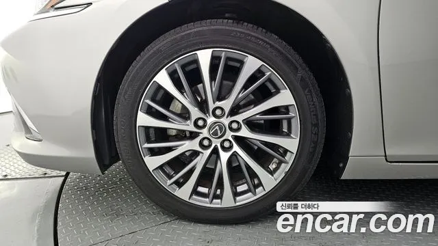 Lexus ES300h 7th generation id 2705520 из Кореи 15