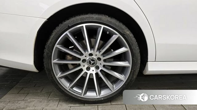 Mercedes-Benz E-Class W213 id 4019183 из Кореи 15