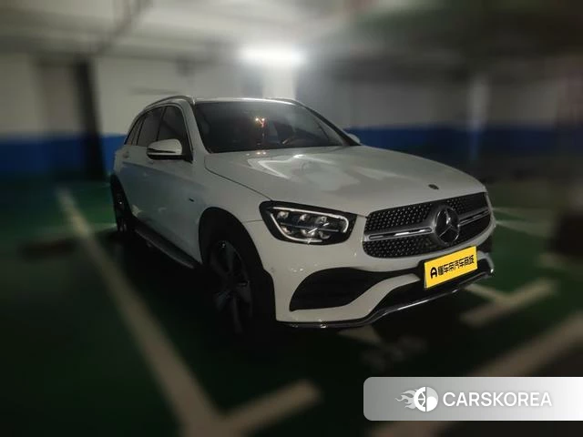 Mercedes-Benz GLC 2023 Белый из Китая, фото 5
