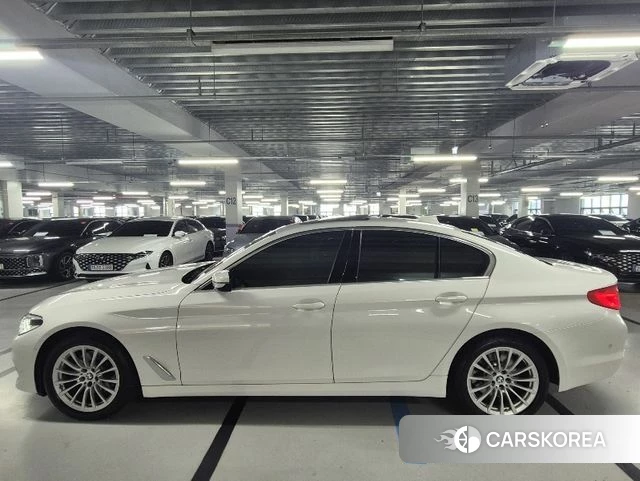 BMW 5 Series (G30) id 4918230 из Кореи 15