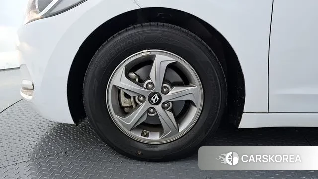 Hyundai Avante AD id 3408319 из Кореи 15