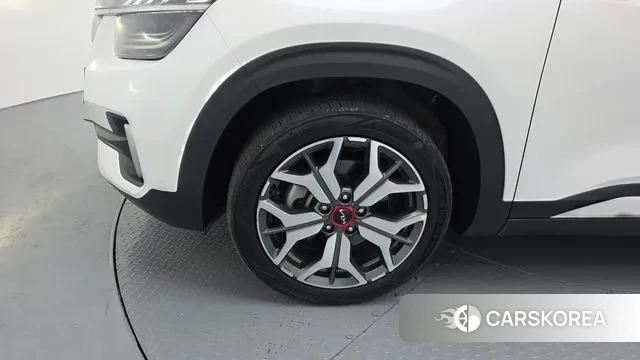 Kia Seltos id 3389975 из Кореи 15