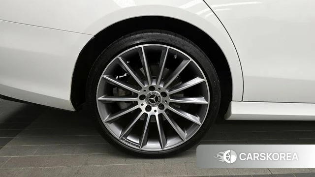 Mercedes-Benz E-Class W213 id 4409397 из Кореи 15