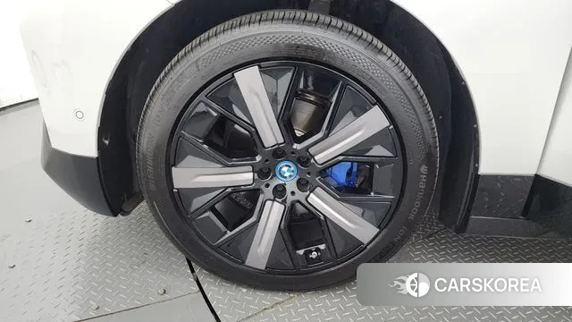 BMW iX id 3021971 из Кореи 15