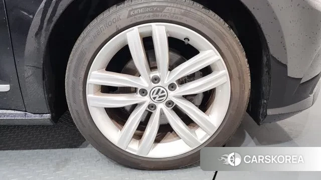 Volkswagen The New Passat id 3474700 из Кореи 15