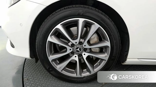 Mercedes-Benz E-Class W213 id 4317835 из Кореи 32