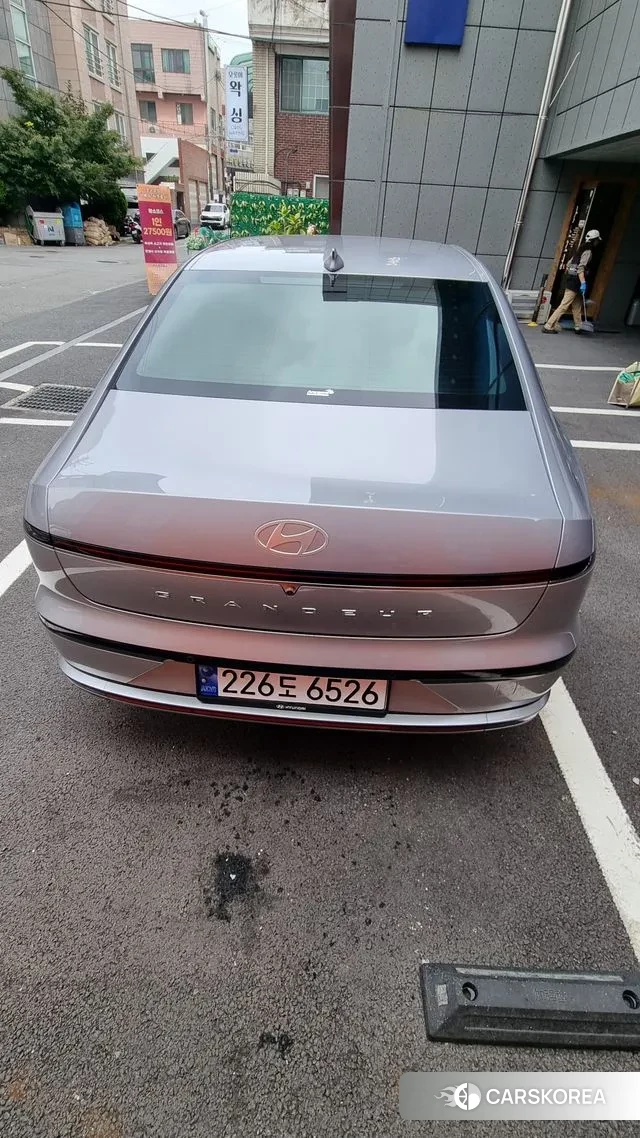 Hyundai Grandeur Hybrid (GN7) id 3230668 из Кореи 7