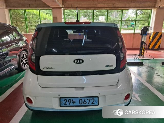 Kia Soul EV 2018 Белый из Кореи, фото 5