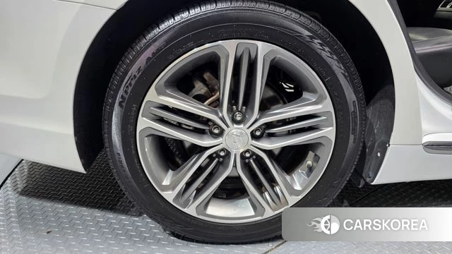 Hyundai Grandeur IG id 4424870 из Кореи 15