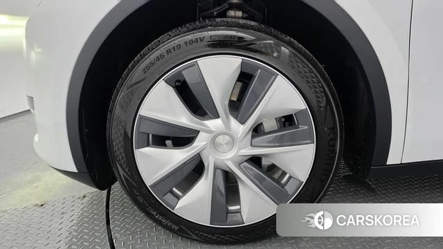 Tesla Model Y id 4744566 из Кореи 27