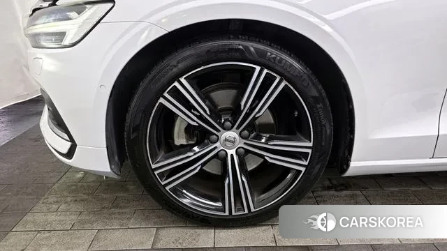 Volvo S60 3rd generation id 3646897 из Кореи 15