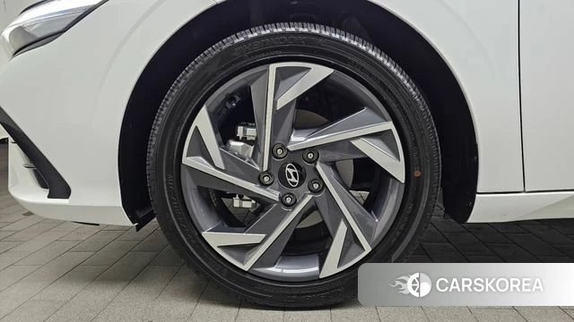 Hyundai The New Avante (CN7) id 4400169 из Кореи 25