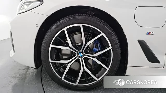 BMW 5 Series (G30) id 3488906 из Кореи 15