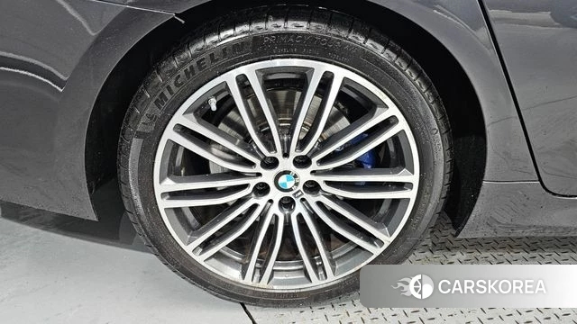 BMW 5 Series (G30) id 4604910 из Кореи 15