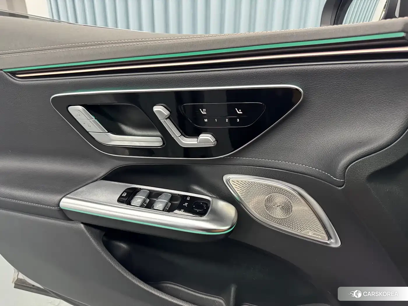 Mercedes-Benz EQE 2023 Silver/gray из Китая, фото 5