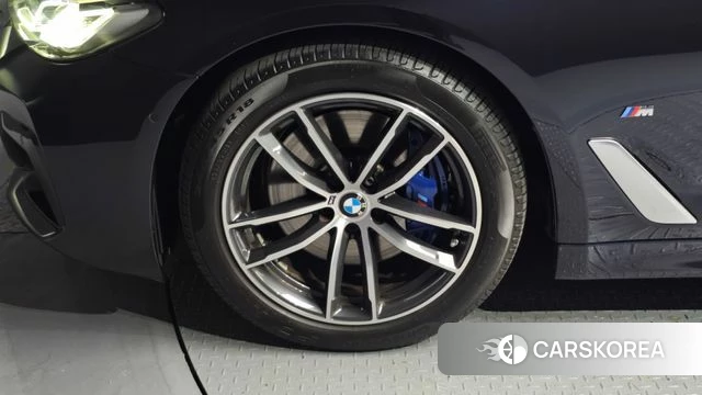 BMW 5 Series (G30) id 4494233 из Кореи 27