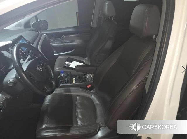 Honda Odyssey 2019 Белый из Кореи, фото 5