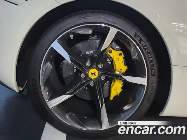 Ferrari SF90 Stradale id 2806827 из Кореи 11