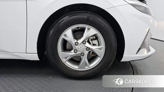 Hyundai Avante (CN7) id 3416401 из Кореи 15