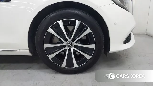 Mercedes-Benz E-Class W213 id 3621983 из Кореи 12