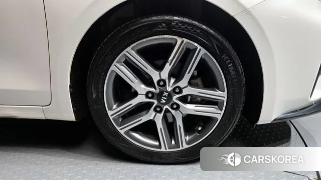 Kia Come New K3 id 3380311 из Кореи 15