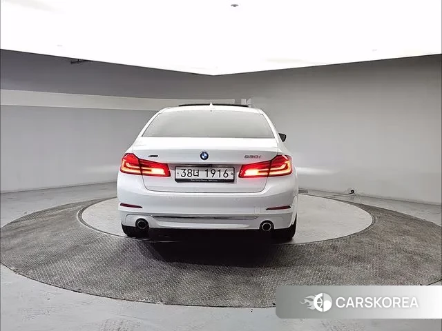 BMW 5 Series (G30) id 3270403 из Кореи 15