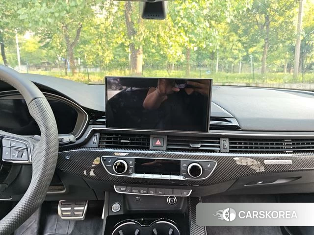 Audi A4L id 4298020 из Китая 16