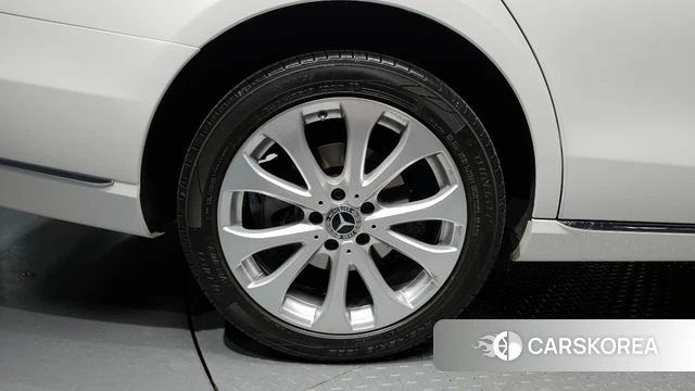 Mercedes-Benz E-Class W213 id 4246117 из Кореи 15