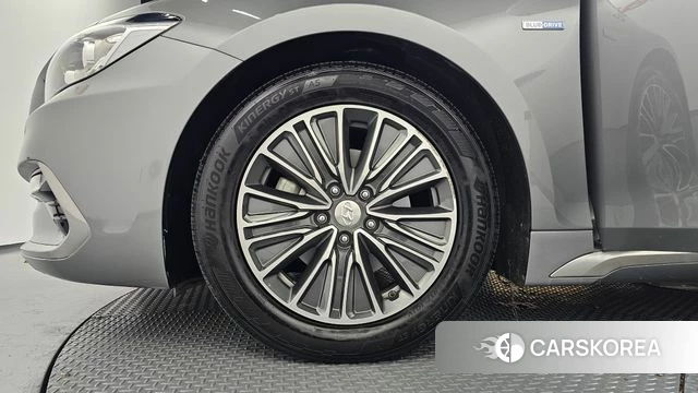 Hyundai Grandeur IG Hybrid id 4417441 из Кореи 15