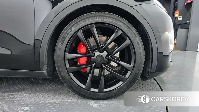 Tesla Model Y id 3032712 из Кореи 15