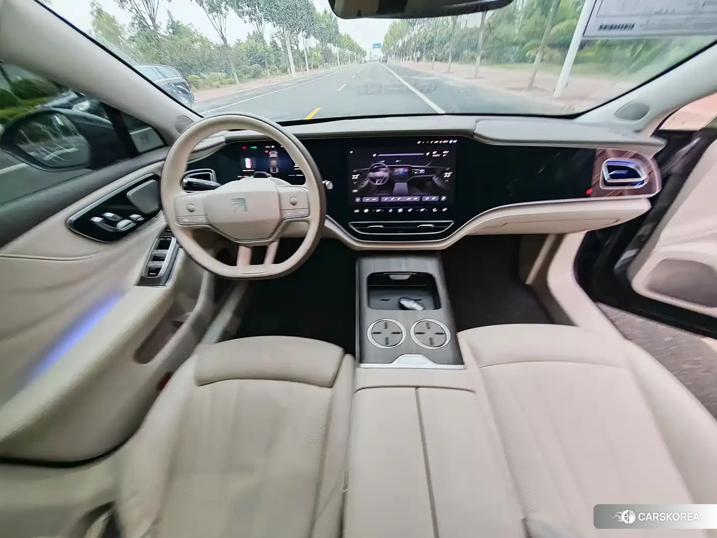 Roewe Feifan F7 2023 Silver/gray из Китая, фото 6